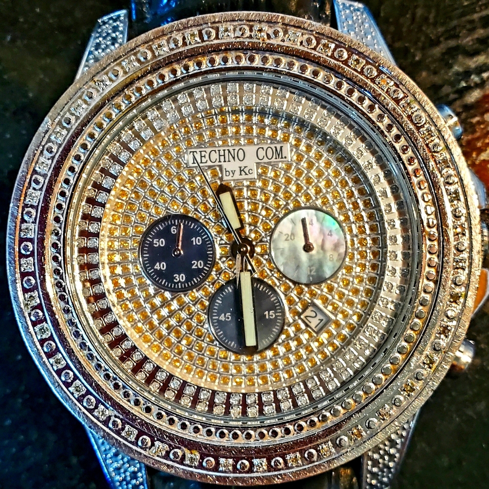 Techno Com. by Kc chronograph watch